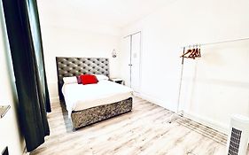Harrow Apartments